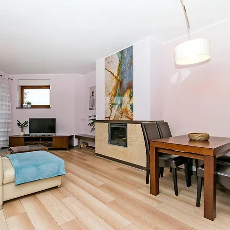 Bryza Rentyear Apartment *